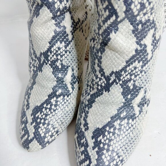 Steve Madden Rockstar White and Grey Snakeprint Snakeskin Studded Booties Size 9 - Picture 10 of 10